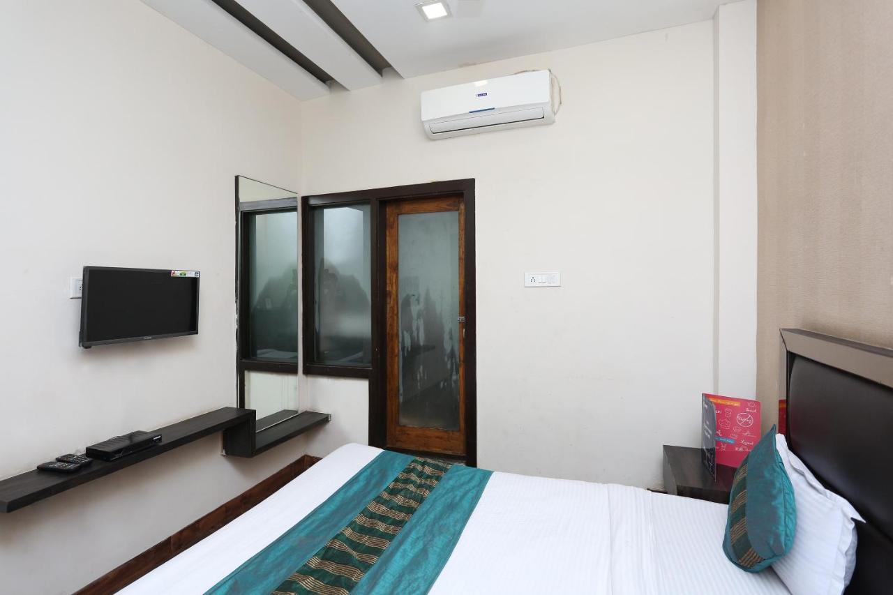 Oyo 6325 Hotel Kiran Rāipur Екстериор снимка